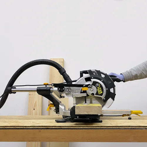 Compound miter saw
