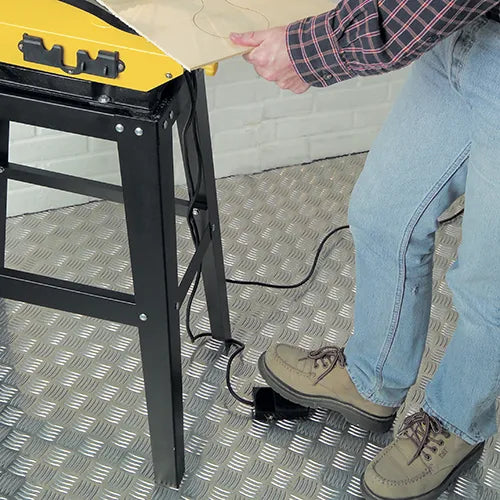 Herstellung von Holzspielen