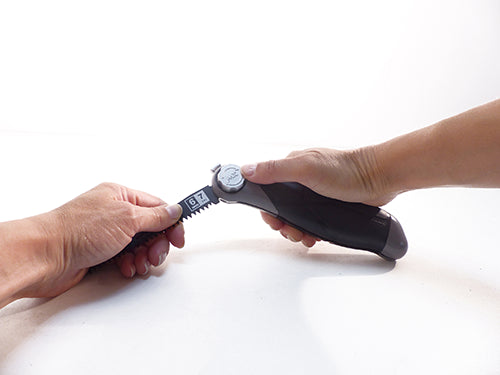 Multifunktionssäge mit verstellbarem Griff